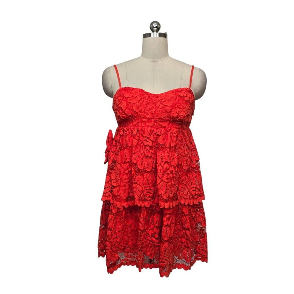 Maeve Anthropologie Red Floral Lace Tiered Mini Dress Sweetheart Neck Small NEW